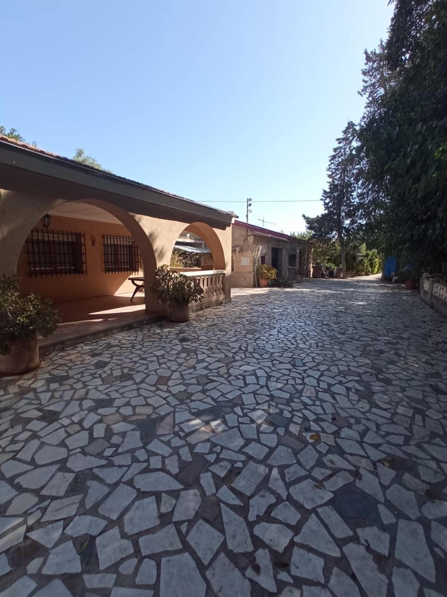 4 bedroom Villa for sale in Muchamiel / Mutxamel with garage - € 655,000 (Ref: 10029445)