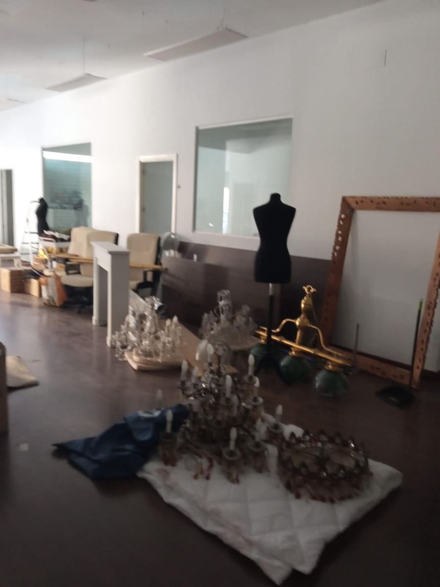 5 bedroom Commercial for sale in Muchamiel / Mutxamel - € 250,000 (Ref: 10029446)