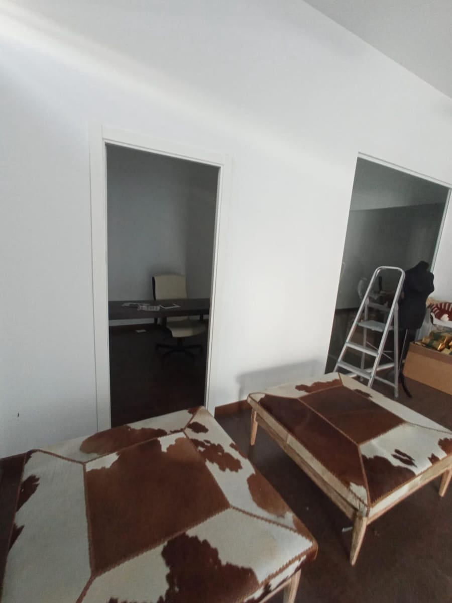 5 bedroom Commercial for sale in Muchamiel / Mutxamel - € 250,000 (Ref: 10029446)