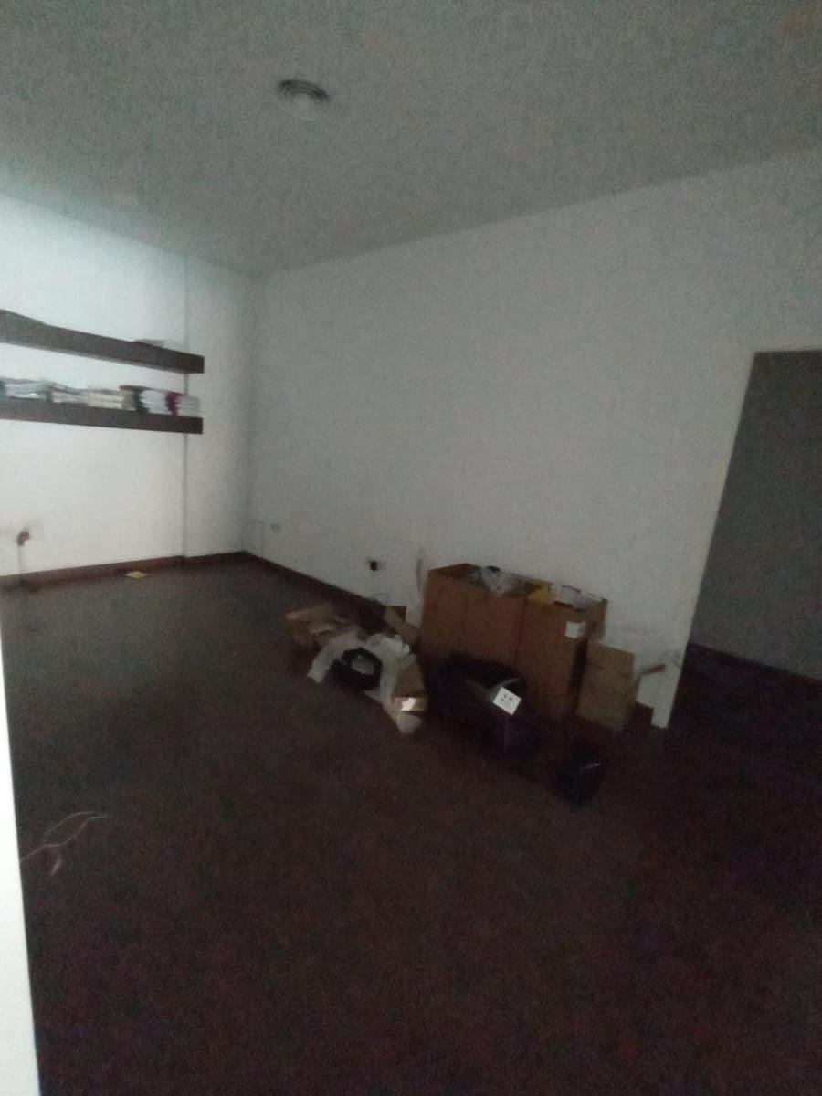 5 bedroom Commercial for sale in Muchamiel / Mutxamel - € 250,000 (Ref: 10029446)