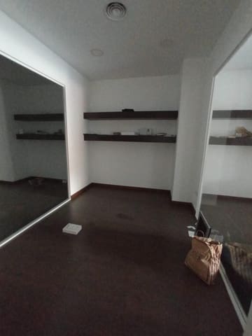 5 bedroom Commercial for sale in Muchamiel / Mutxamel - € 250,000 (Ref: 10029446)
