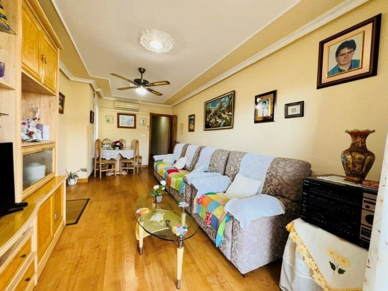 2 slaapkamer Appartement te koop in Torrevieja met garage - € 209.000 (Ref: 10086245)