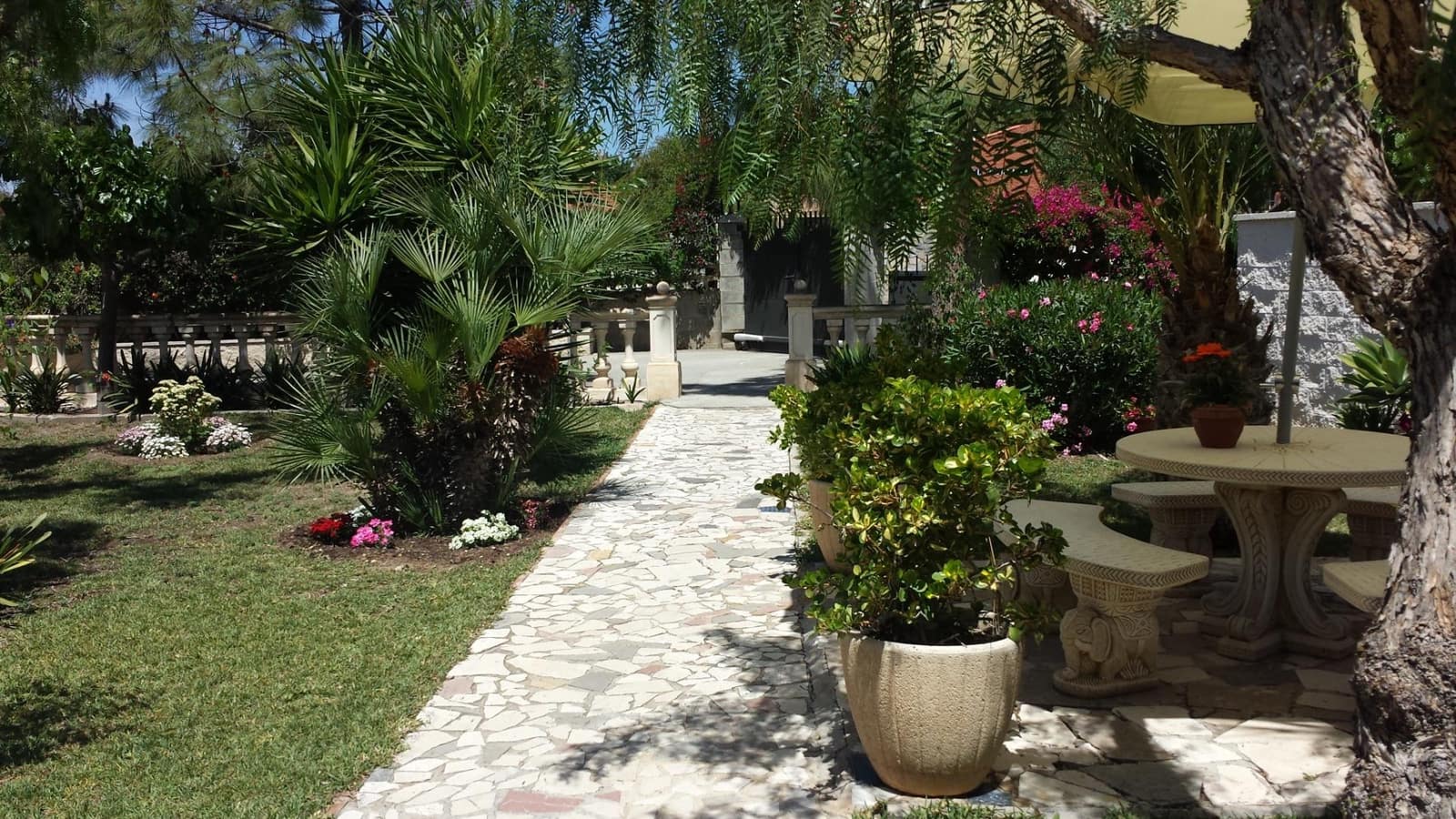 4 bedroom Villa for sale in Muchamiel / Mutxamel with pool garage - € 444,900 (Ref: 7735258)