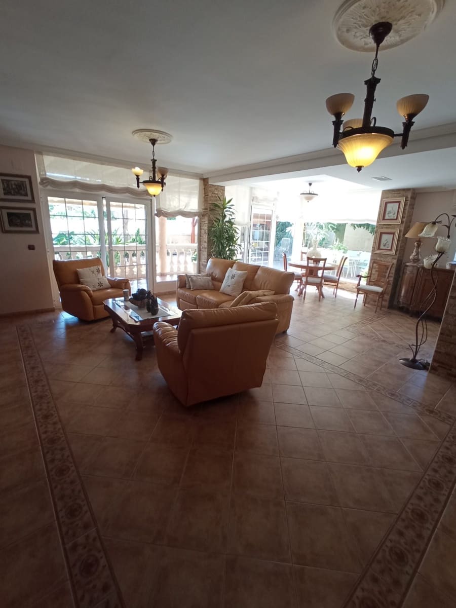 3 bedroom Villa for sale in Cala d'Or with pool garage - € 590,000 (Ref: 8529837)