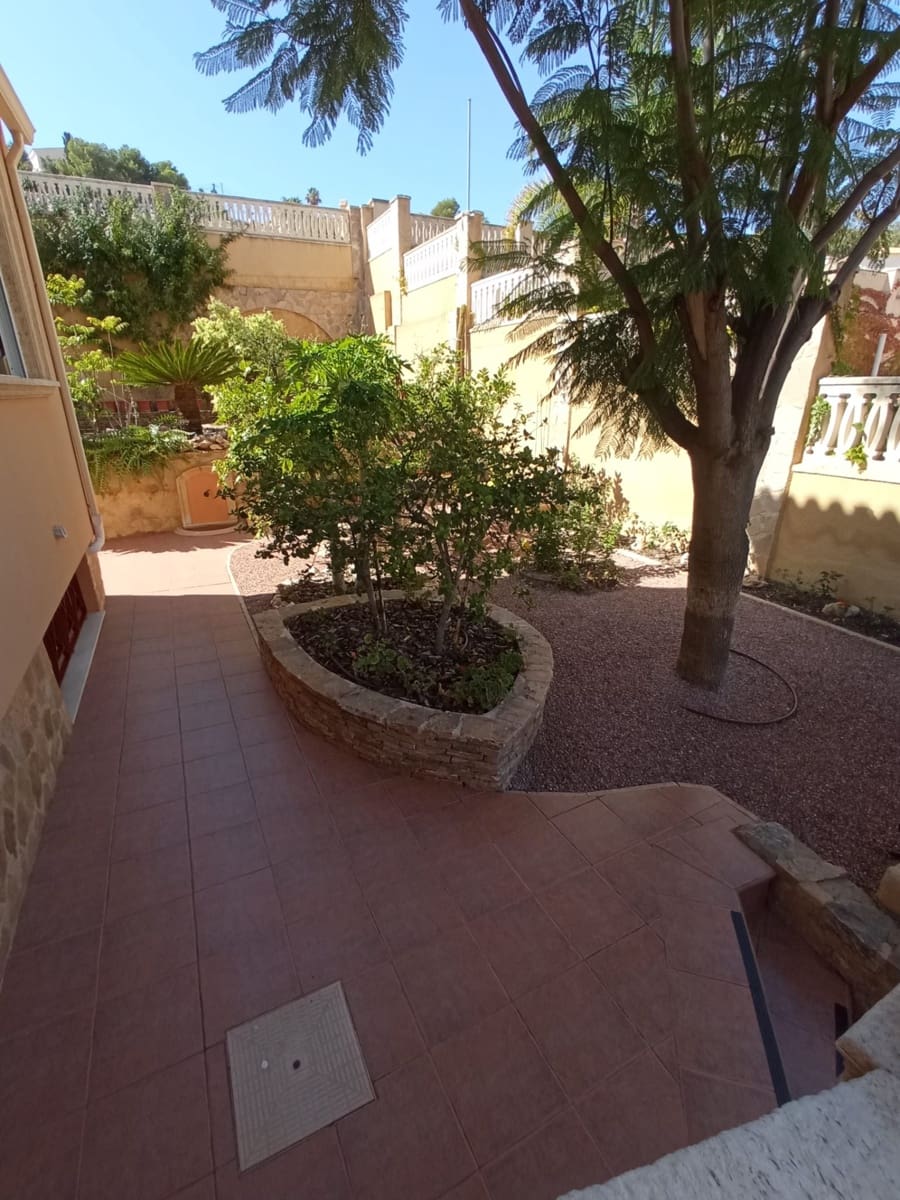 3 bedroom Villa for sale in Cala d'Or with pool garage - € 590,000 (Ref: 8529837)