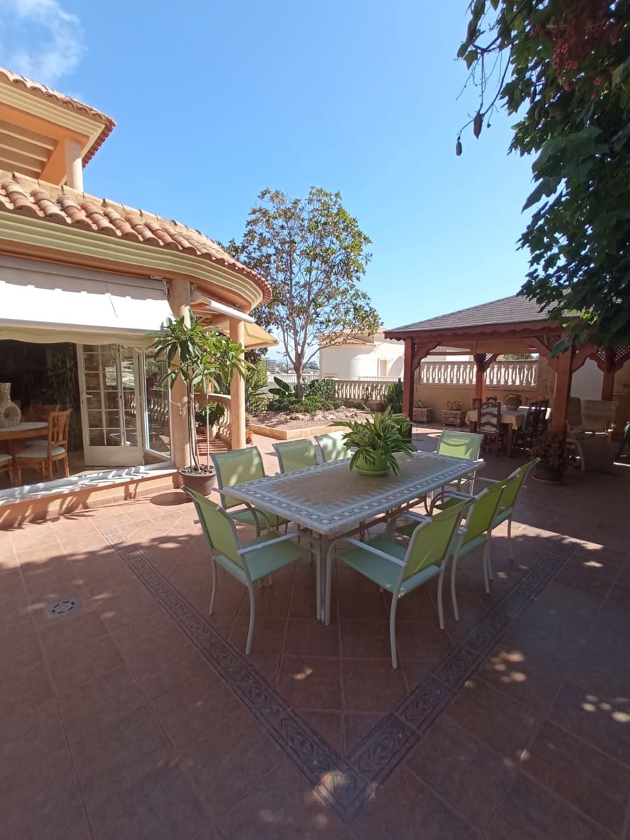 3 bedroom Villa for sale in Cala d'Or with pool garage - € 590,000 (Ref: 8529837)