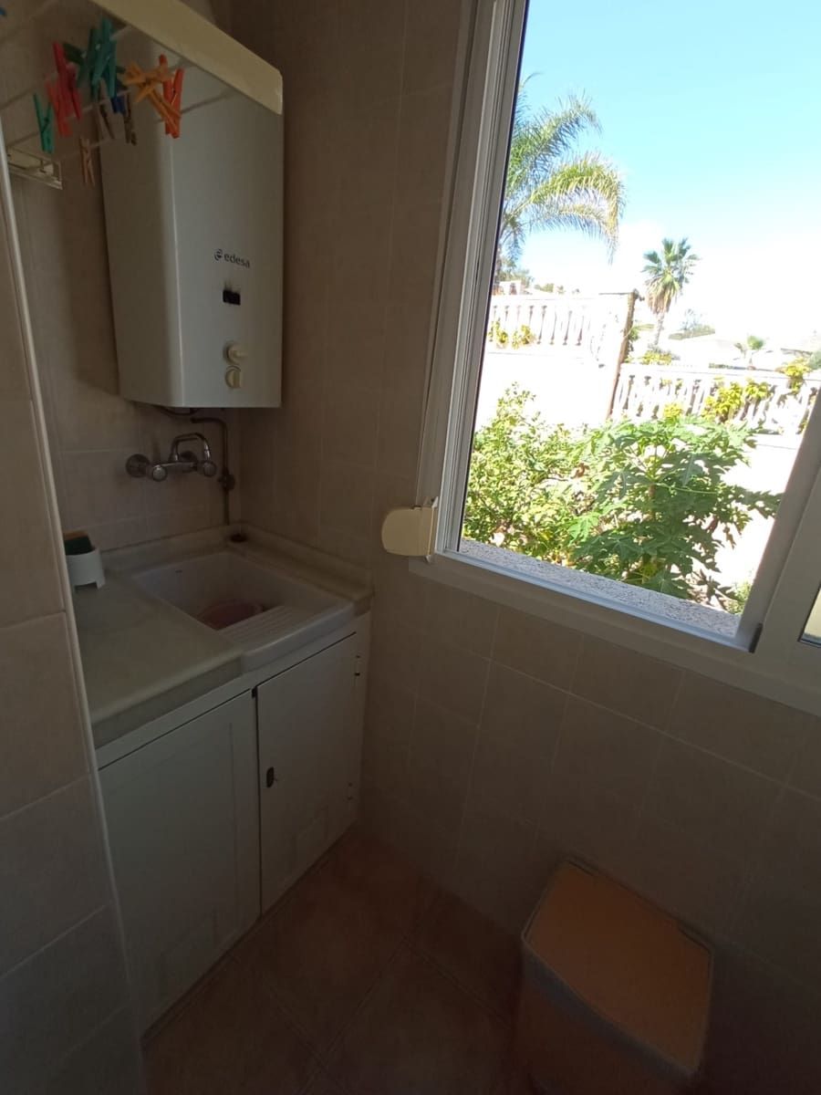 3 bedroom Villa for sale in Cala d'Or with pool garage - € 590,000 (Ref: 8529837)