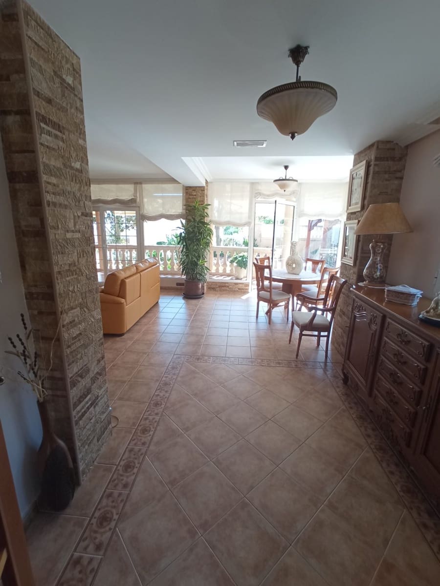 3 bedroom Villa for sale in Cala d'Or with pool garage - € 590,000 (Ref: 8529837)