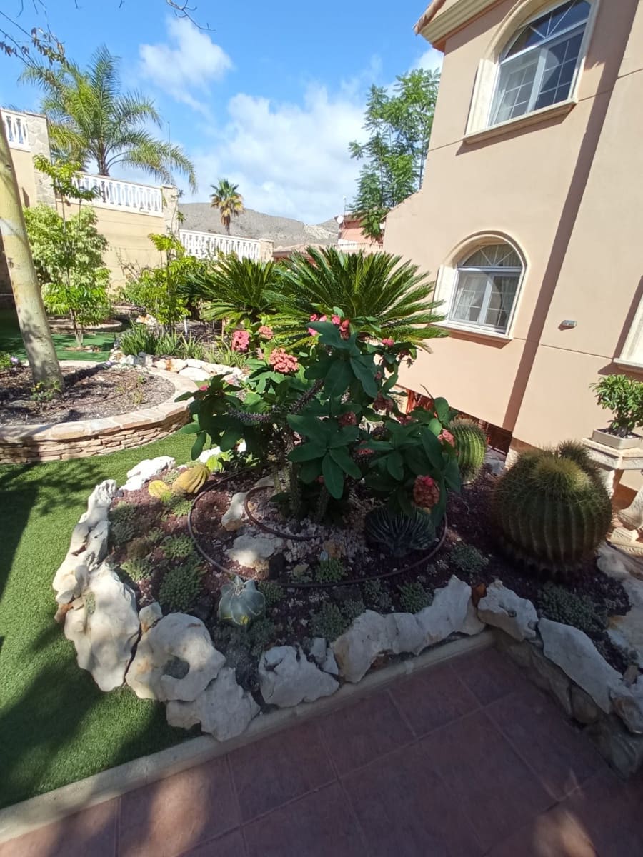 3 bedroom Villa for sale in Cala d'Or with pool garage - € 590,000 (Ref: 8529837)