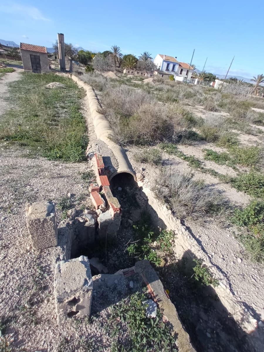 Grunde uden byggetilladelser til salg i Muchamiel / Mutxamel - € 265.000 (Ref: 8751067)