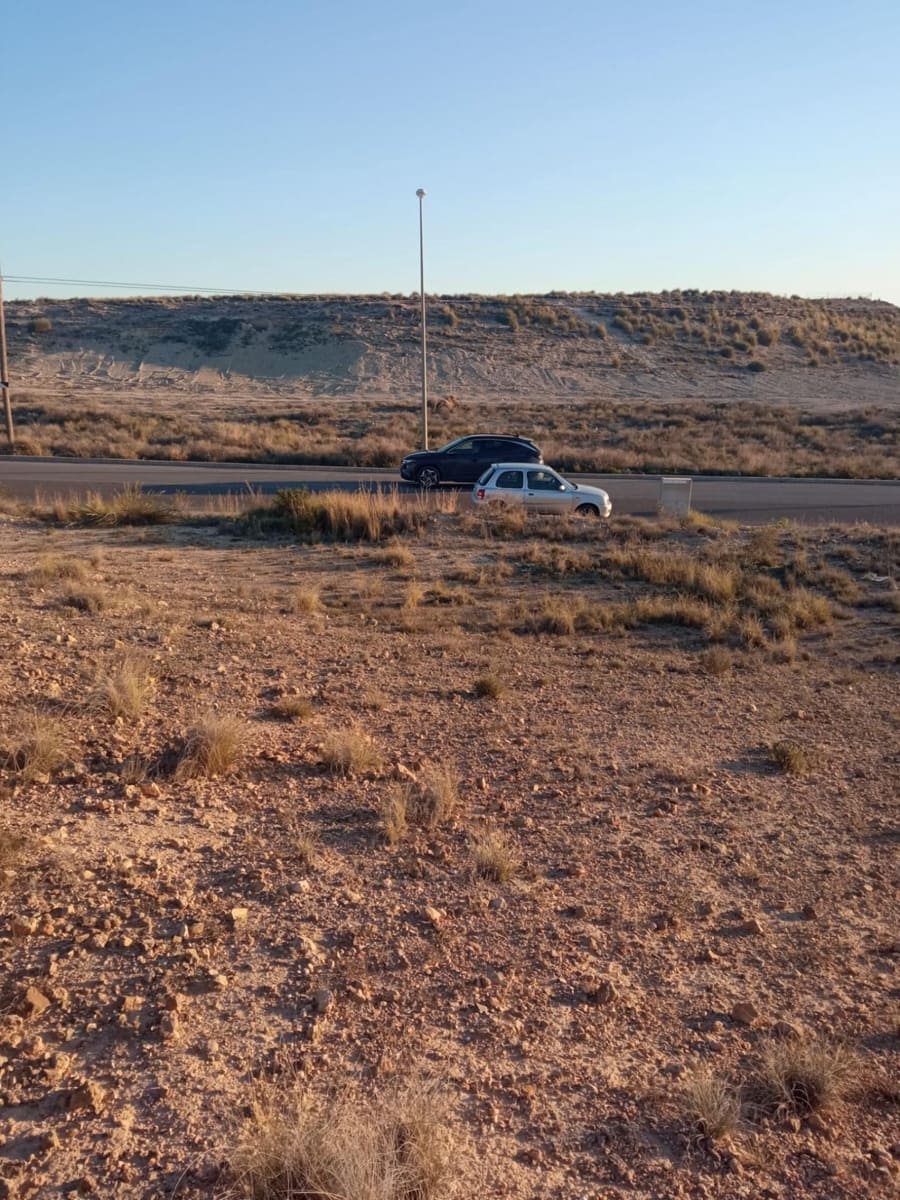 Byggetomt til salgs i Muchamiel / Mutxamel - € 86 000 (Ref: 8924045)