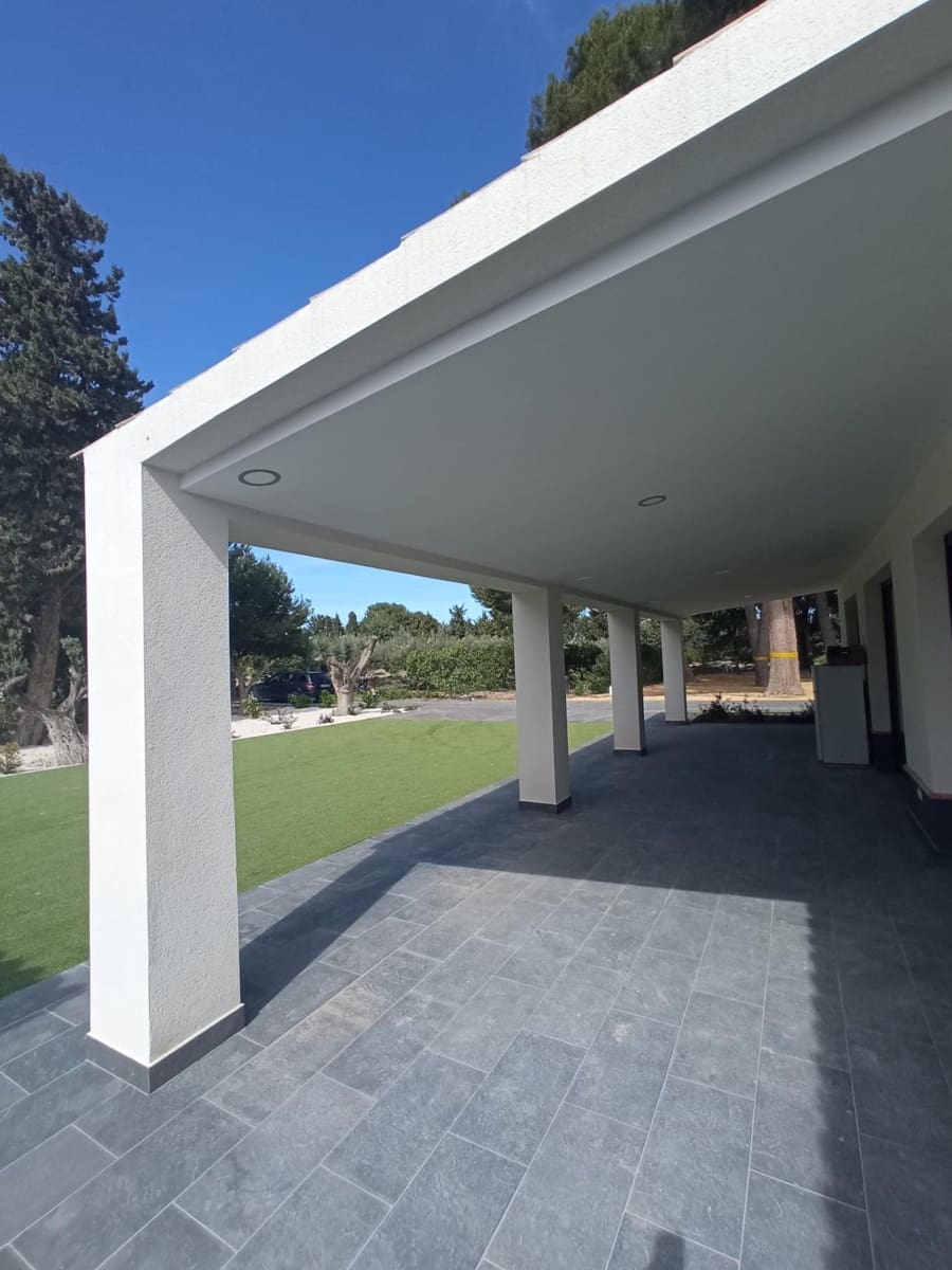 5 sypialnia Willa na sprzedaż w Muchamiel / Mutxamel z garażem - 1 600 000 € (Ref: 8930393)