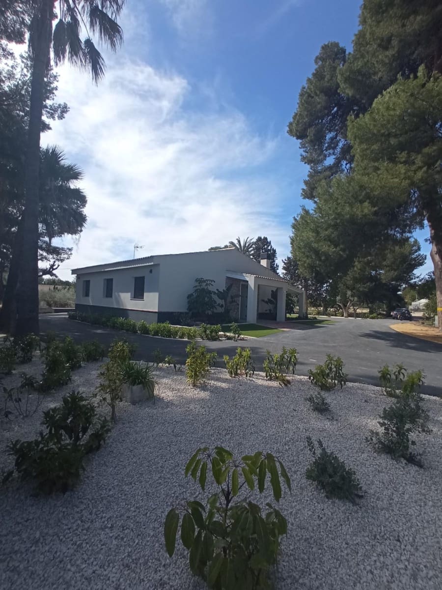 5 sypialnia Willa na sprzedaż w Muchamiel / Mutxamel z garażem - 1 600 000 € (Ref: 8930393)