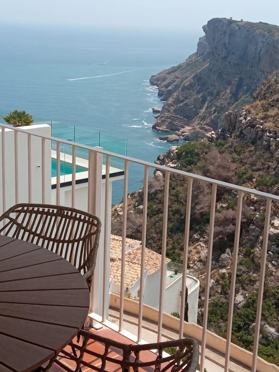 2 soveværelse Villa til salg i Cumbre del Sol med swimmingpool garage - € 299.000 (Ref: 9059380)