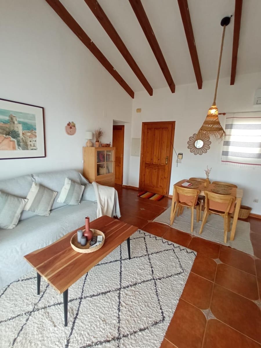 2 soveværelse Villa til salg i Cumbre del Sol med swimmingpool garage - € 299.000 (Ref: 9059380)