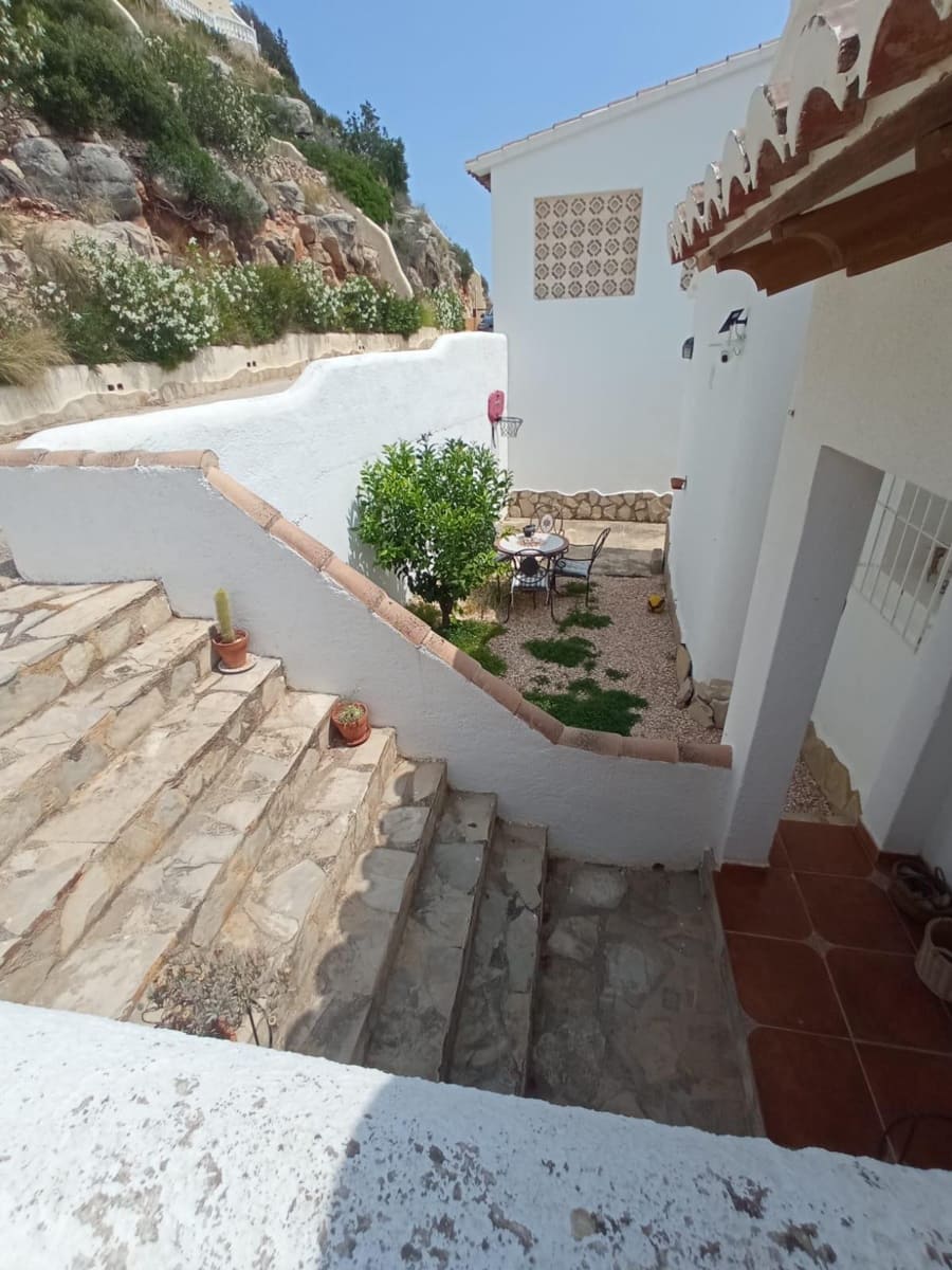 2 soveværelse Villa til salg i Cumbre del Sol med swimmingpool garage - € 299.000 (Ref: 9059380)