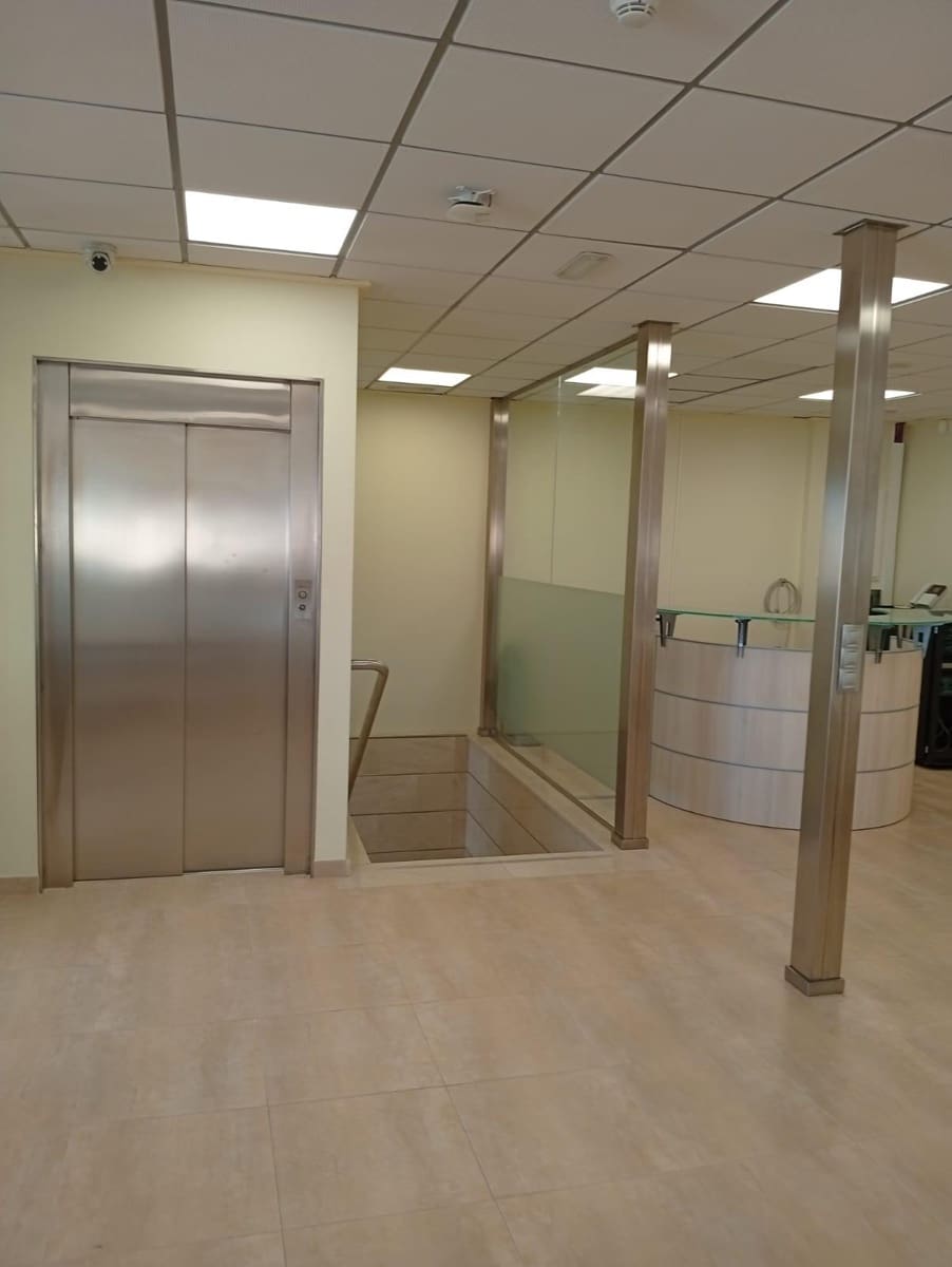 Azienda in vendita in Alkabir con garage - 850.000 € (Rif: 9126787)