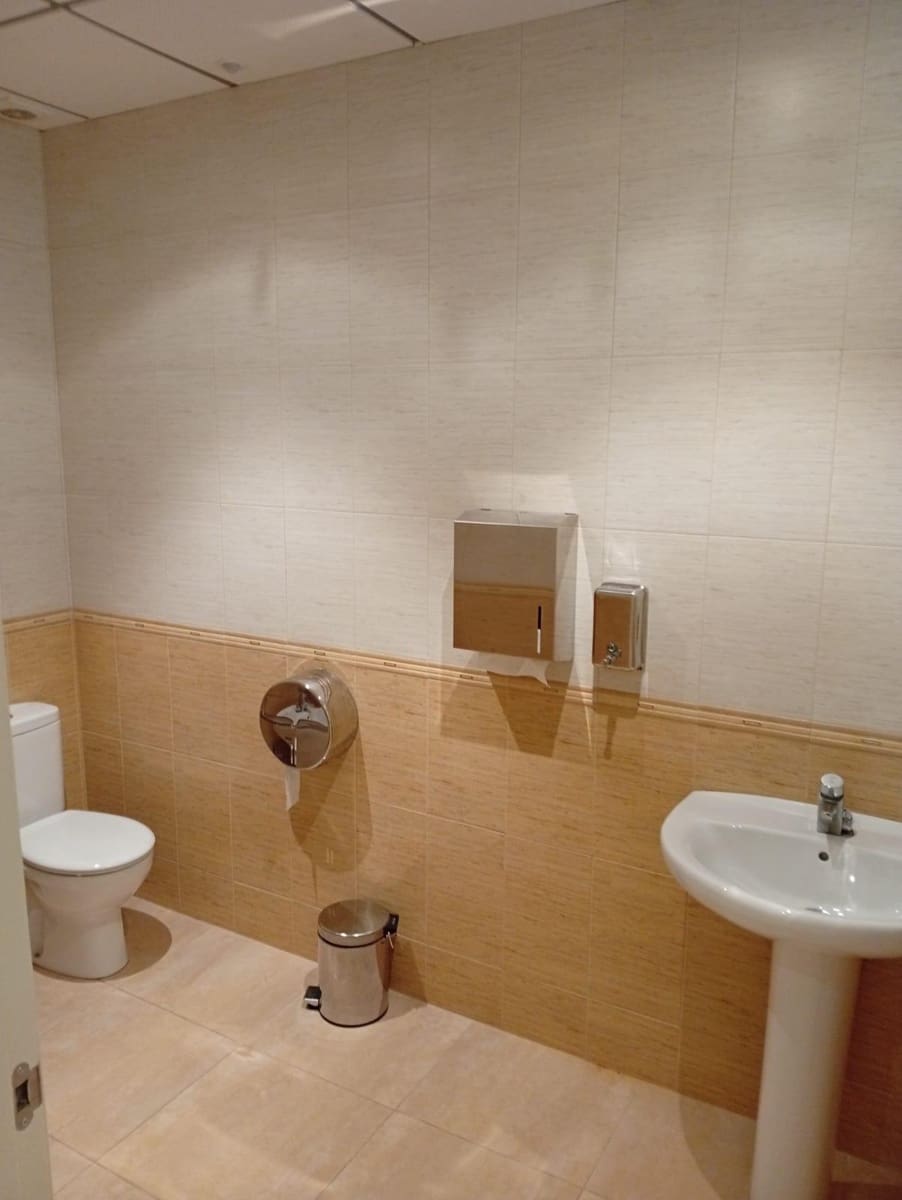 Azienda in vendita in Alkabir con garage - 850.000 € (Rif: 9126787)