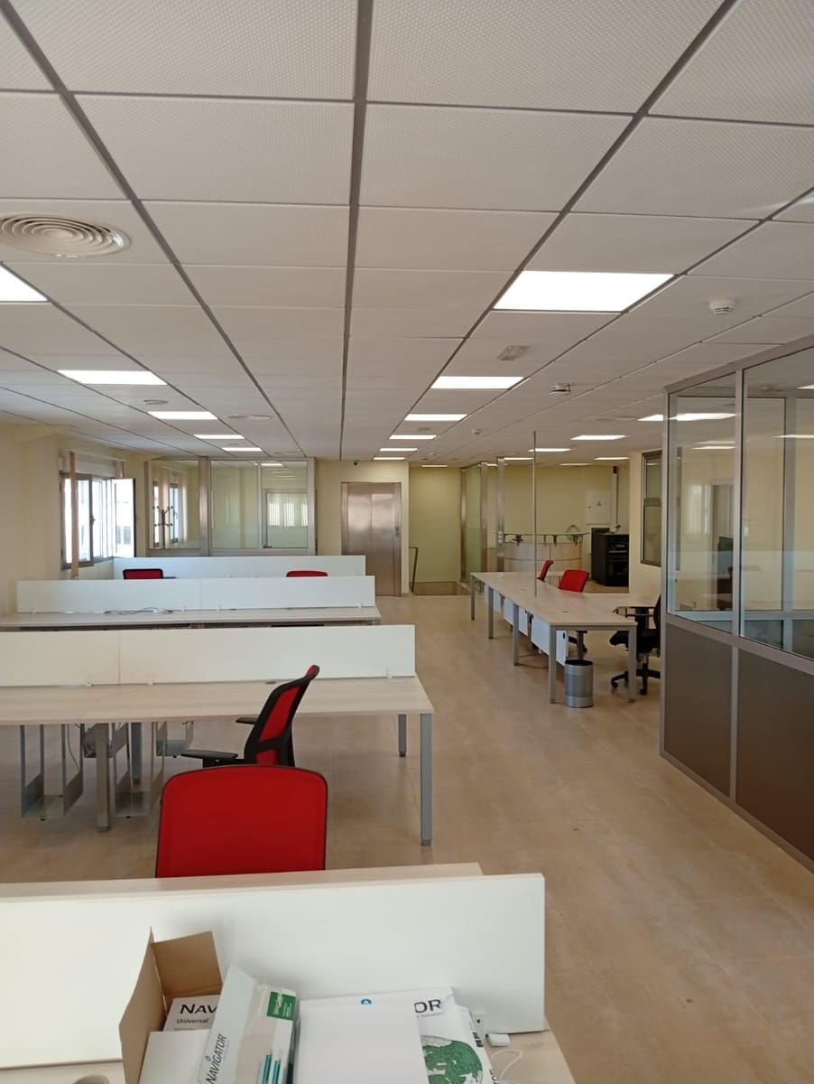 Azienda in vendita in Alkabir con garage - 850.000 € (Rif: 9126787)