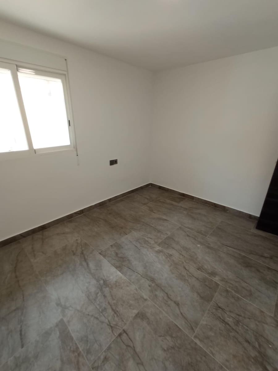 5 soveværelse Byhus til salg i Orxeta med garage - € 319.900 (Ref: 9191064)