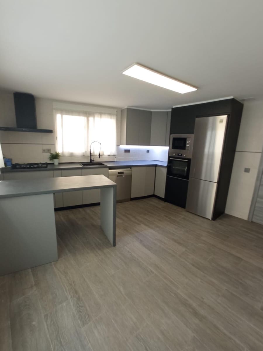 5 soveværelse Byhus til salg i Orxeta med garage - € 319.900 (Ref: 9191064)