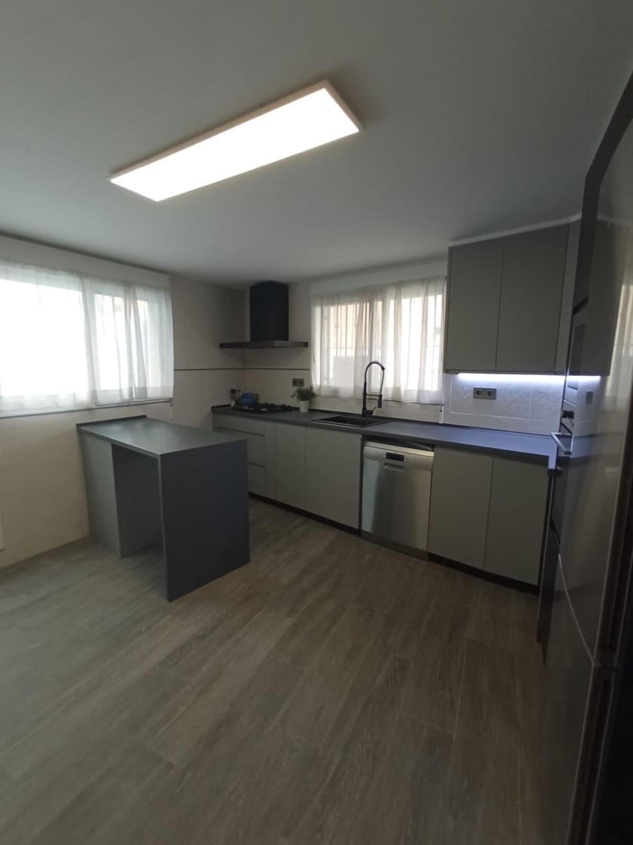 5 soveværelse Byhus til salg i Orxeta med garage - € 319.900 (Ref: 9191064)