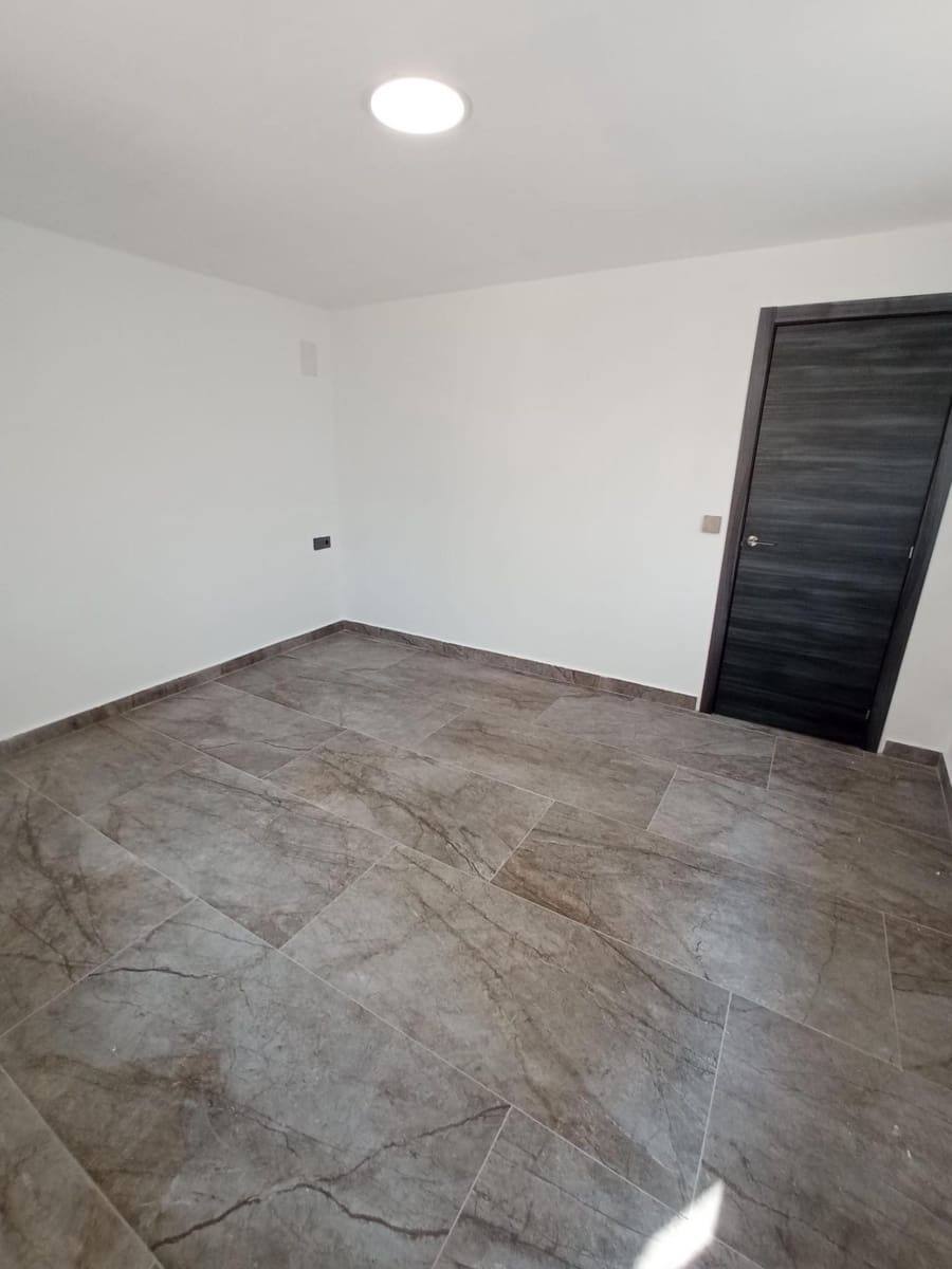 5 soveværelse Byhus til salg i Orxeta med garage - € 319.900 (Ref: 9191064)