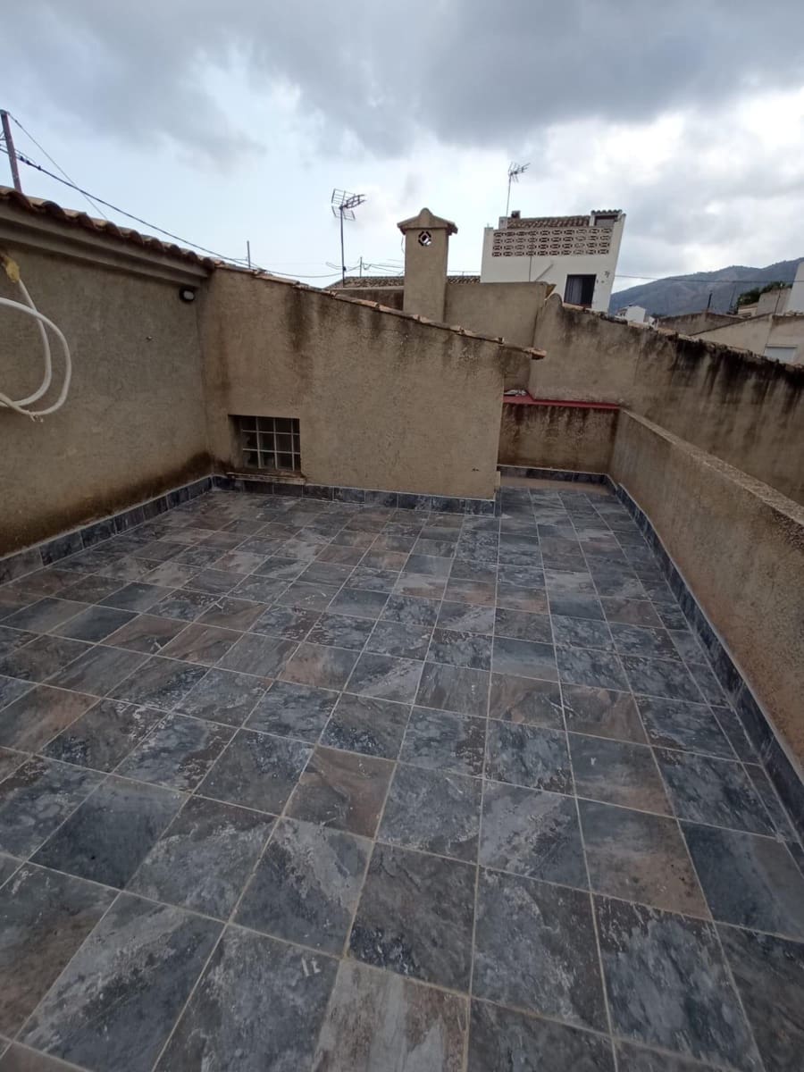 5 soveværelse Byhus til salg i Orxeta med garage - € 319.900 (Ref: 9191064)