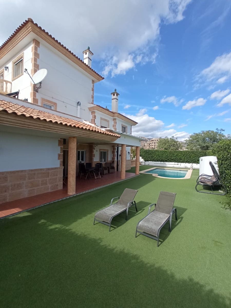 6 soverom Villa til salgs i Jijona / Xixona med svømmebasseng garasje - € 699 000 (Ref: 9347376)