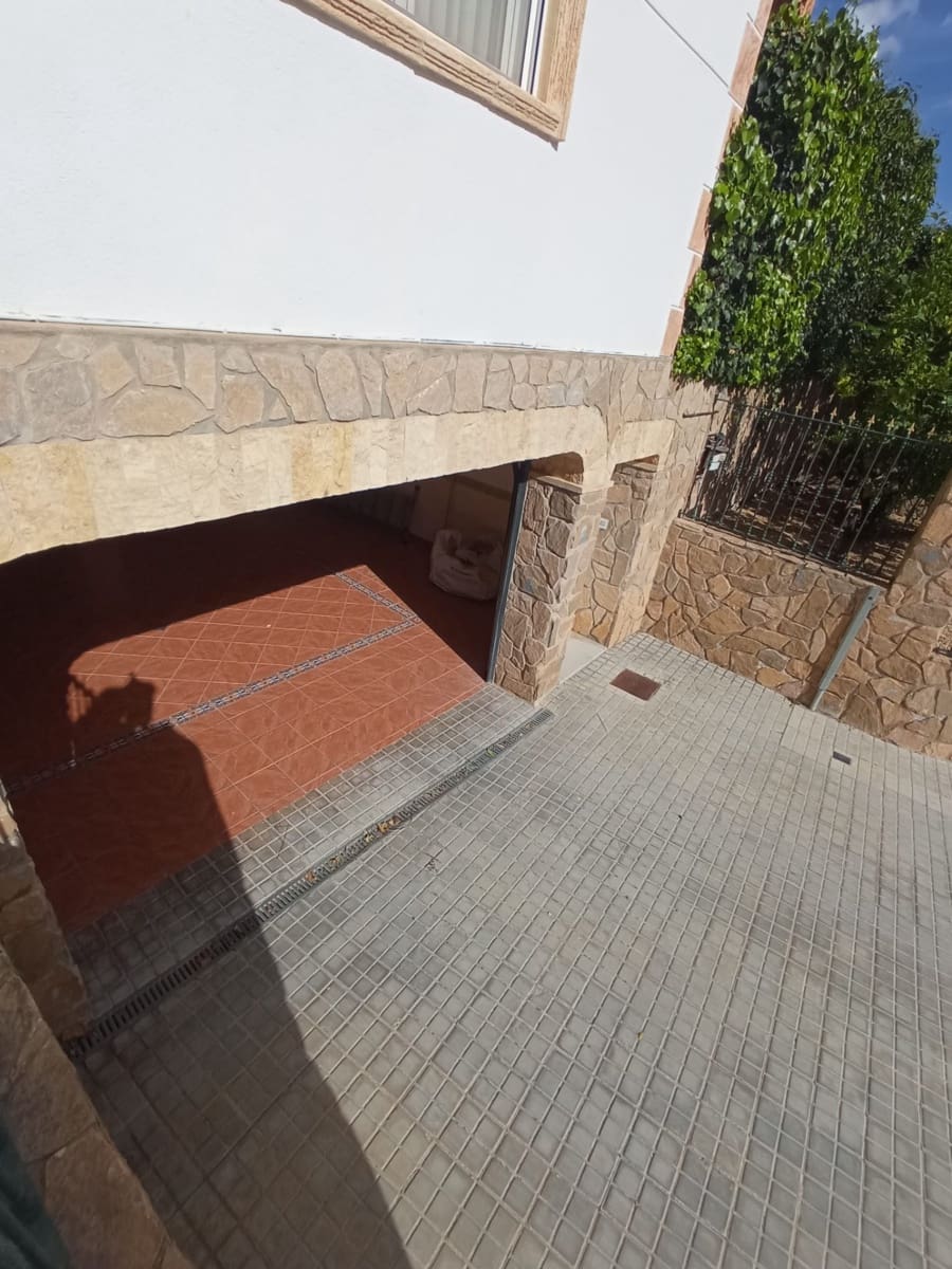 6 soverom Villa til salgs i Jijona / Xixona med svømmebasseng garasje - € 699 000 (Ref: 9347376)