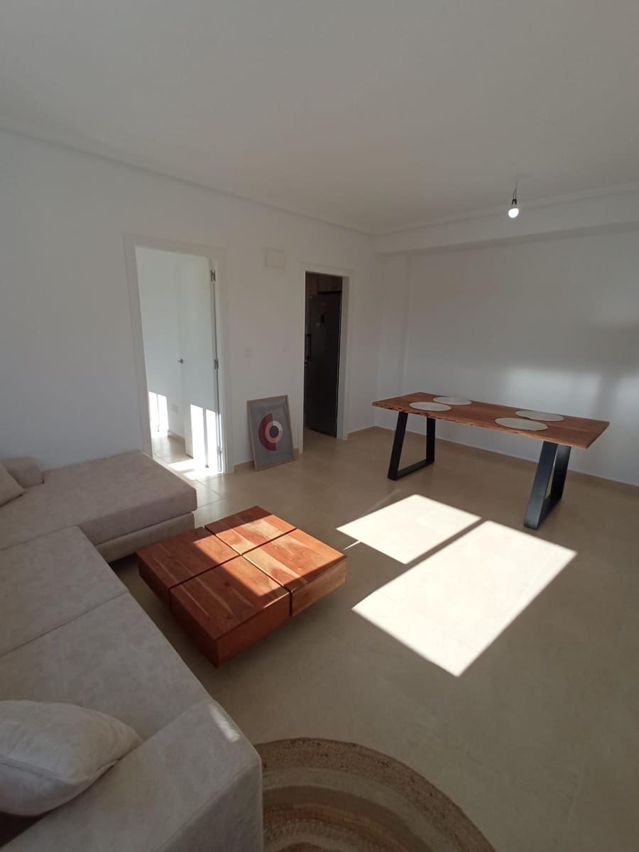 3 bedroom Villa for sale in San Fulgencio with pool - € 275,000 (Ref: 9406895)