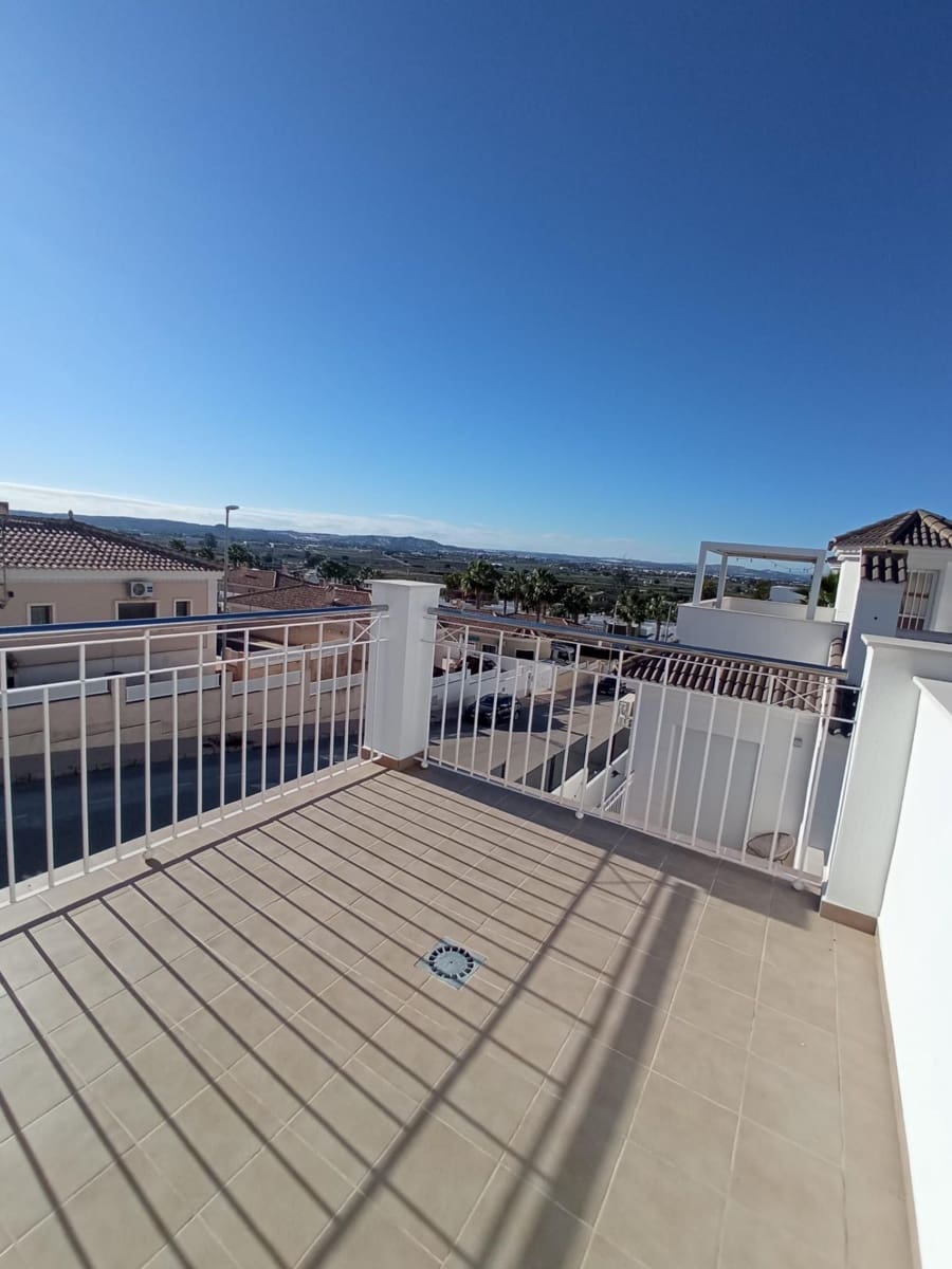 3 bedroom Villa for sale in San Fulgencio with pool - € 275,000 (Ref: 9406895)