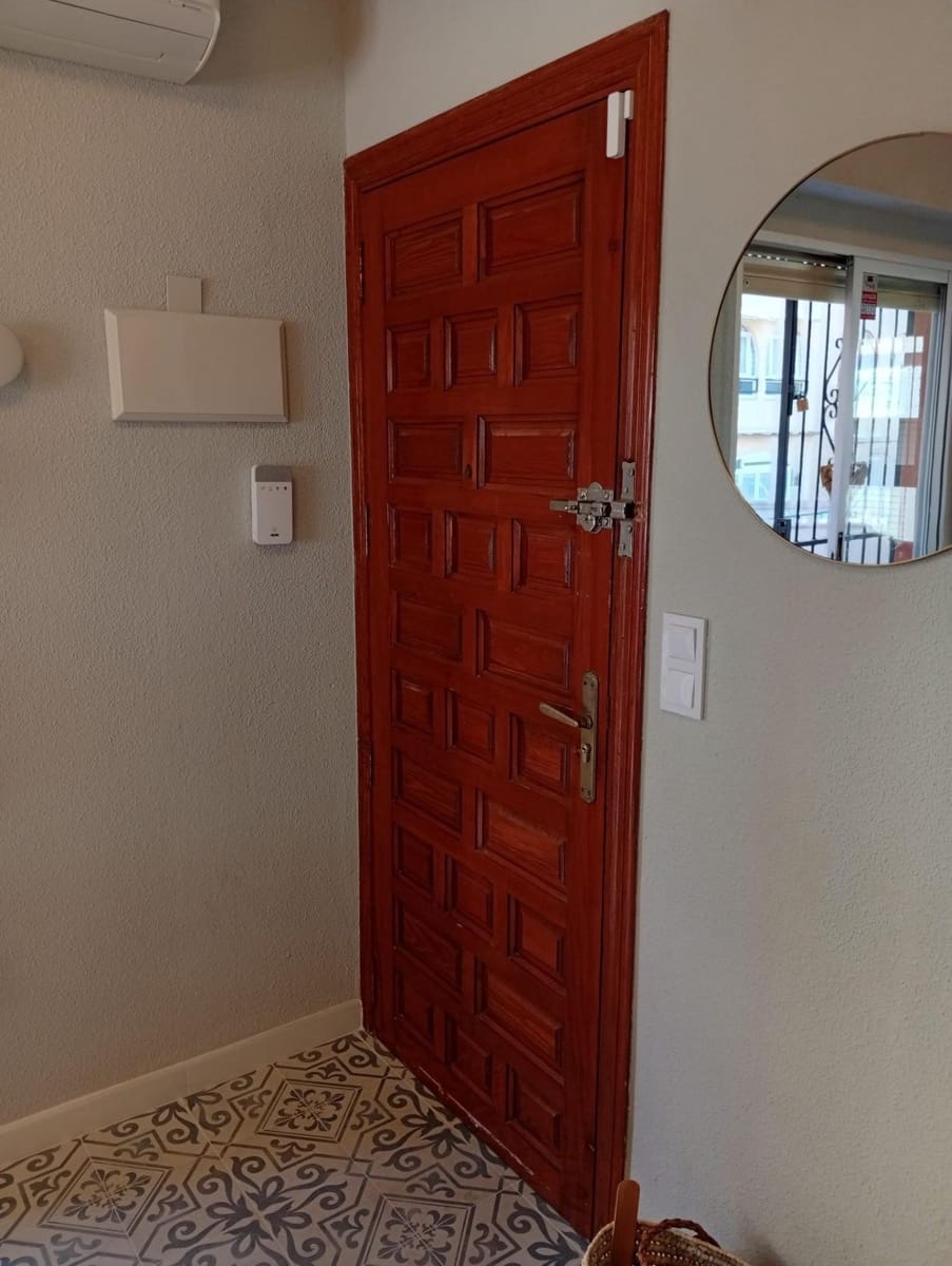 3 sypialnia Apartament na sprzedaż w Torrevieja - 149 000 € (Ref: 9415970)