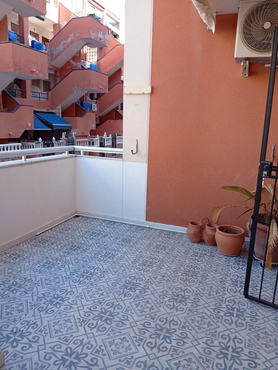 3 sypialnia Apartament na sprzedaż w Torrevieja - 149 000 € (Ref: 9415970)
