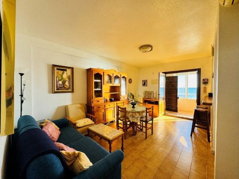 2 sypialnia Apartament na sprzedaż w Torrevieja z garażem - 220 000 € (Ref: 9437133)