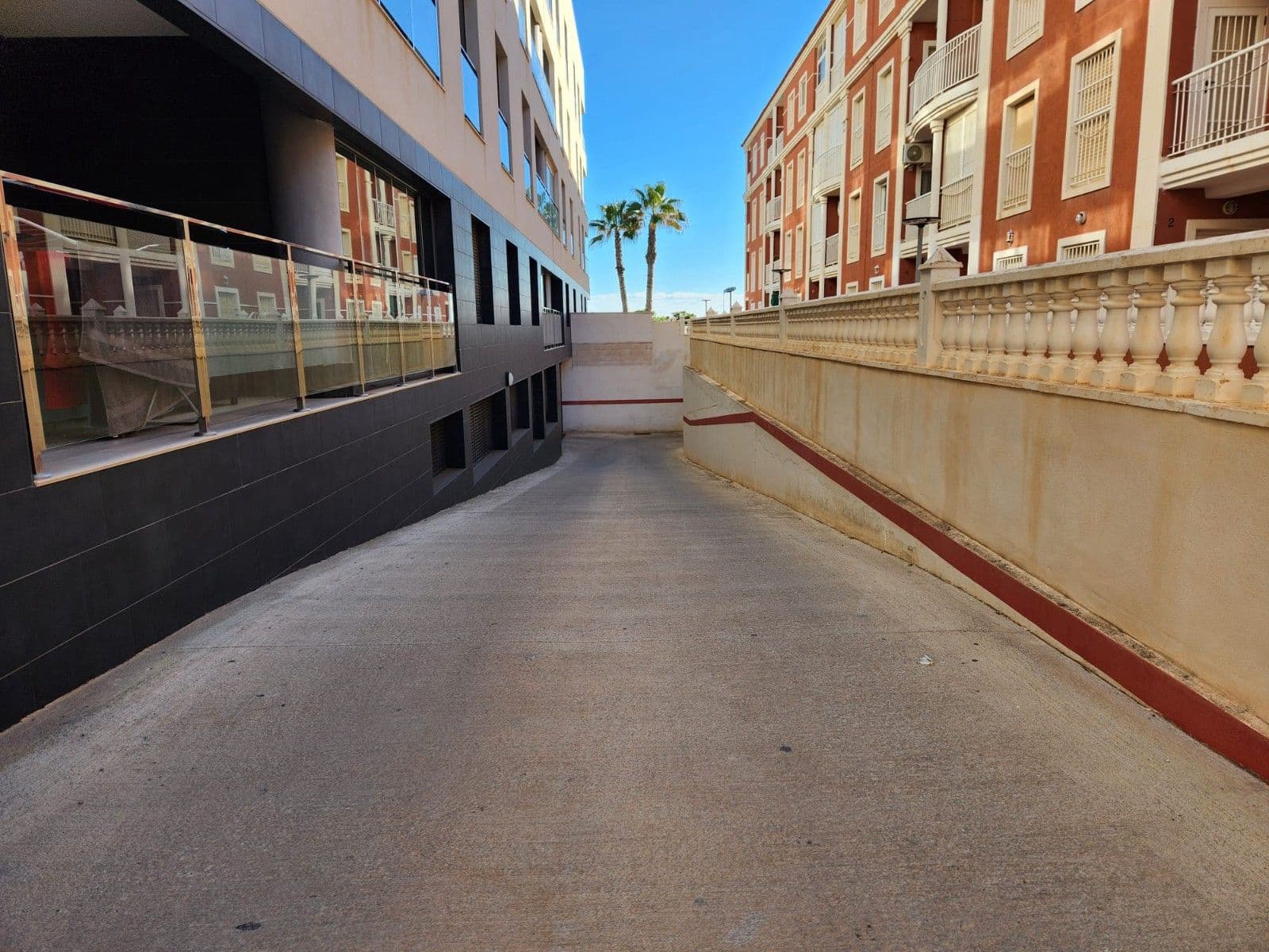 2 sypialnia Apartament na sprzedaż w Torrevieja z garażem - 220 000 € (Ref: 9437133)