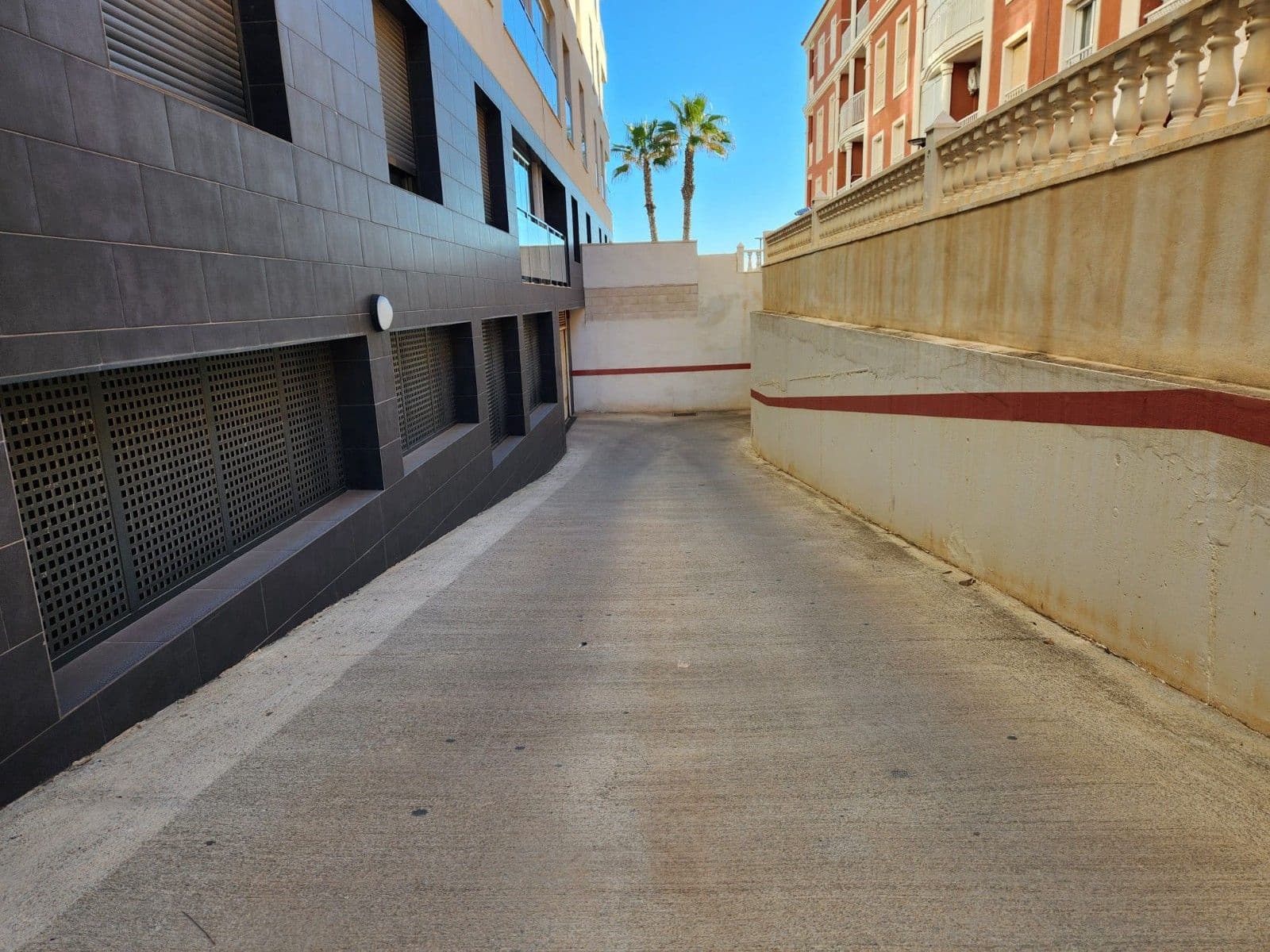 2 sypialnia Apartament na sprzedaż w Torrevieja z garażem - 220 000 € (Ref: 9437133)