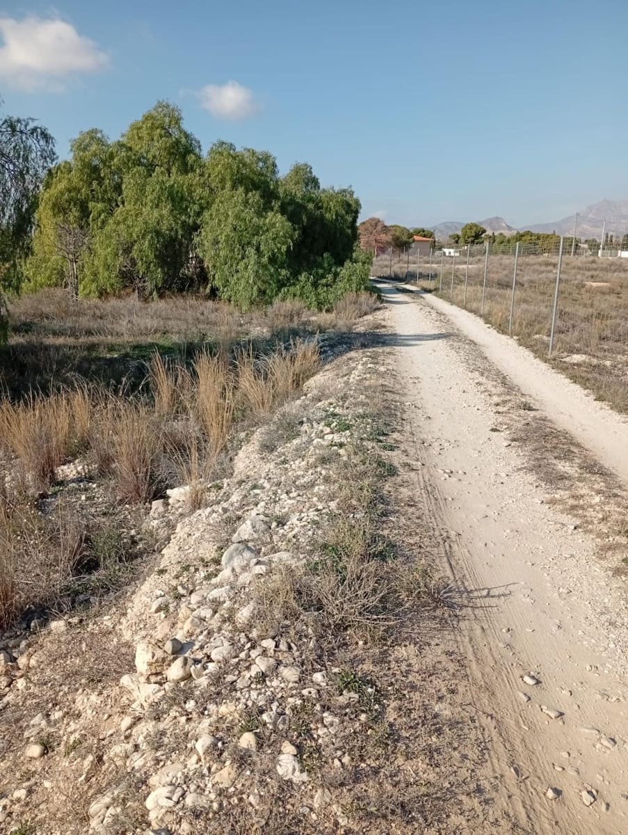 Mark till salu i Muchamiel / Mutxamel - 239 000 € (Ref: 9462108)