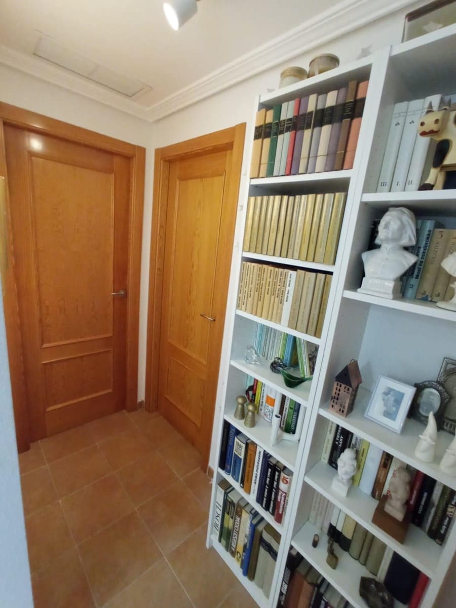 2 Zimmer Penthouse zu verkaufen in El Campello mit Pool Garage - 250.000 € (Ref: 9462109)