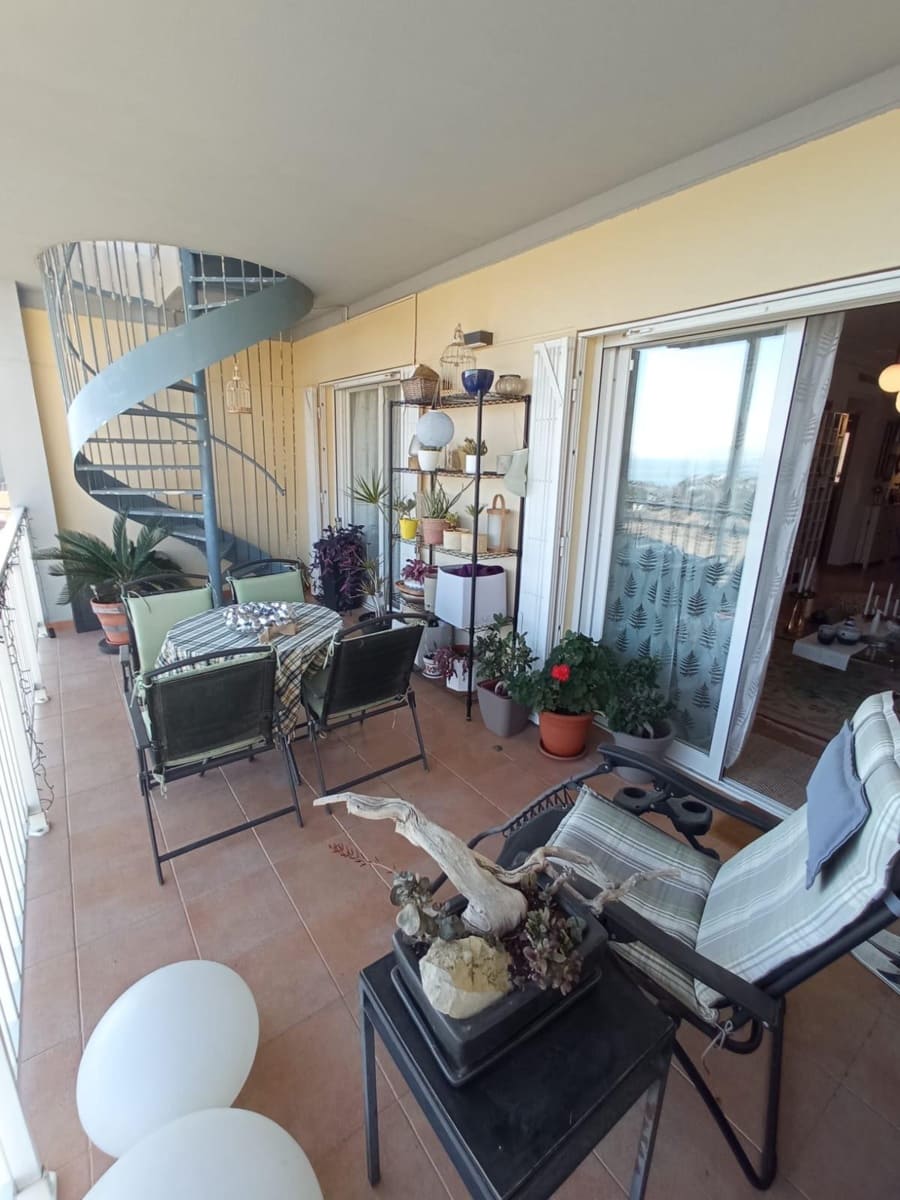 2 Zimmer Penthouse zu verkaufen in El Campello mit Pool Garage - 250.000 € (Ref: 9462109)