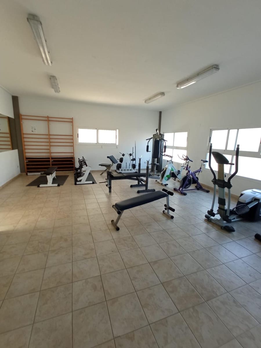 2 Zimmer Penthouse zu verkaufen in El Campello mit Pool Garage - 250.000 € (Ref: 9462109)