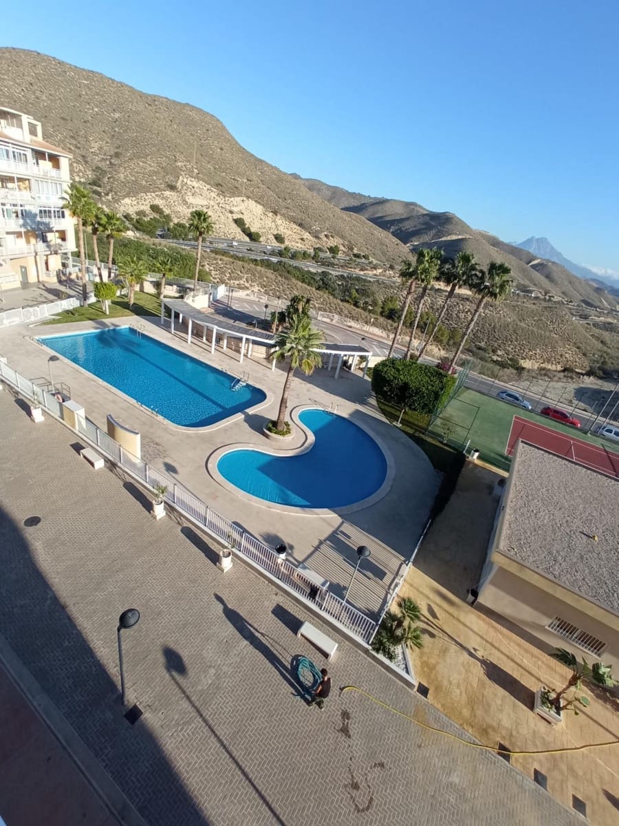 2 Zimmer Penthouse zu verkaufen in El Campello mit Pool Garage - 250.000 € (Ref: 9462109)