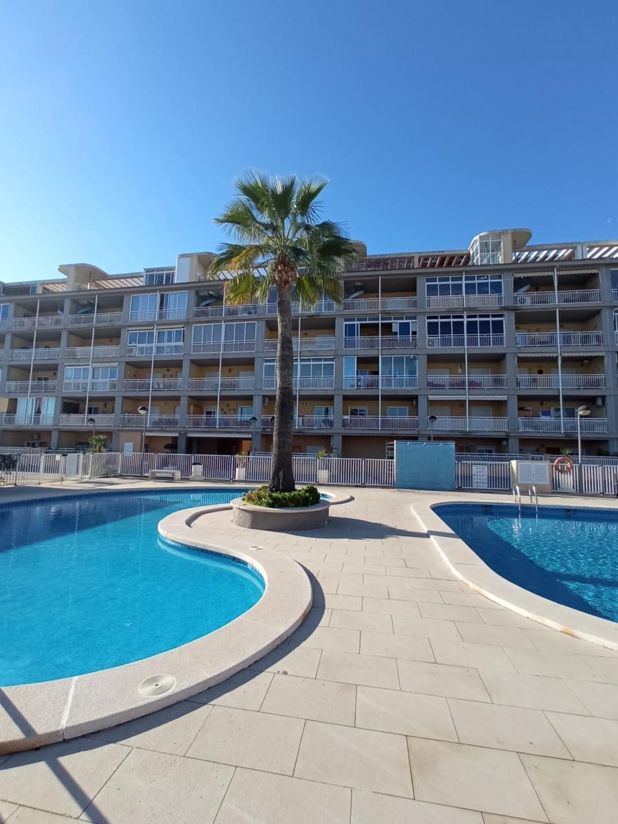 2 Zimmer Penthouse zu verkaufen in El Campello mit Pool Garage - 250.000 € (Ref: 9462109)