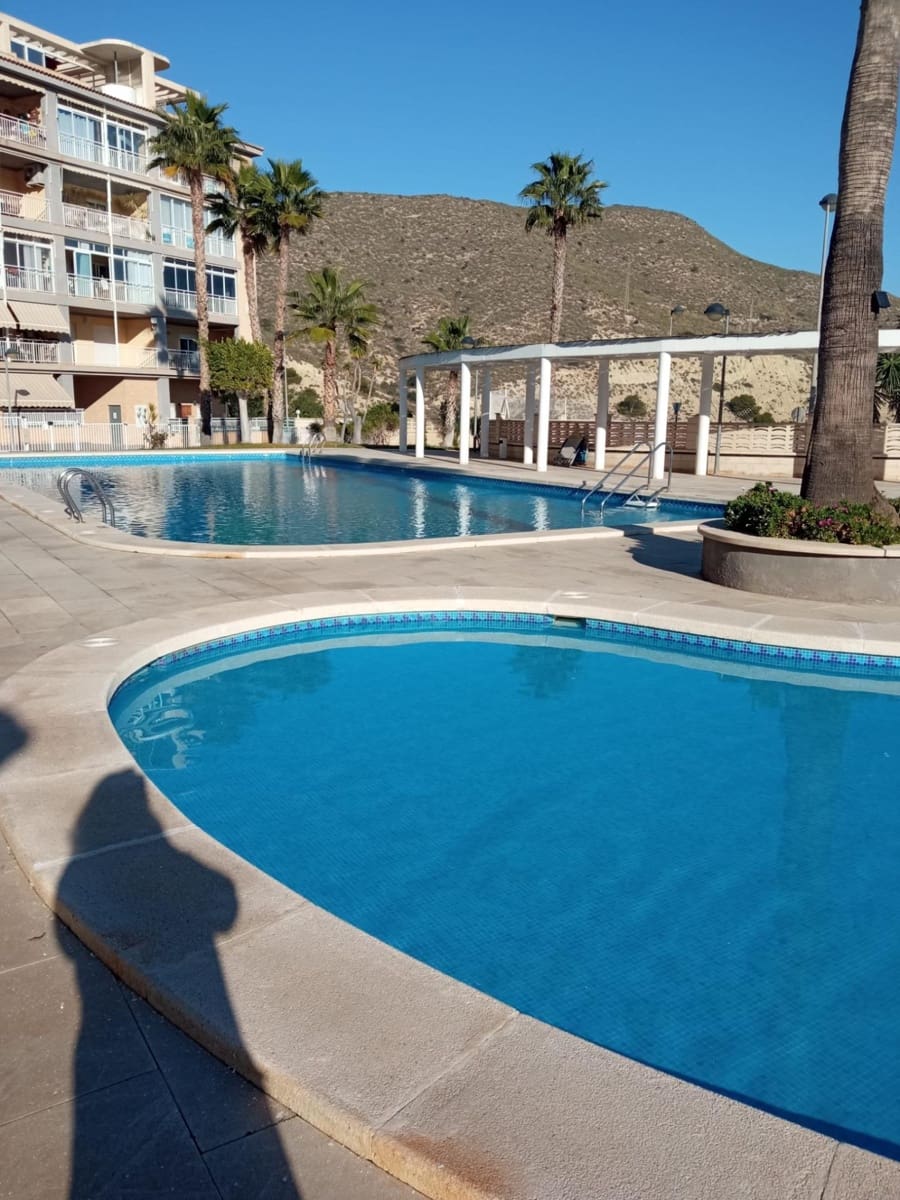 2 Zimmer Penthouse zu verkaufen in El Campello mit Pool Garage - 250.000 € (Ref: 9462109)