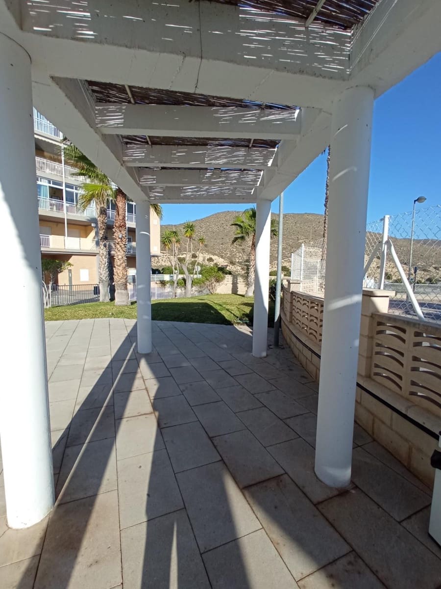 2 Zimmer Penthouse zu verkaufen in El Campello mit Pool Garage - 250.000 € (Ref: 9462109)