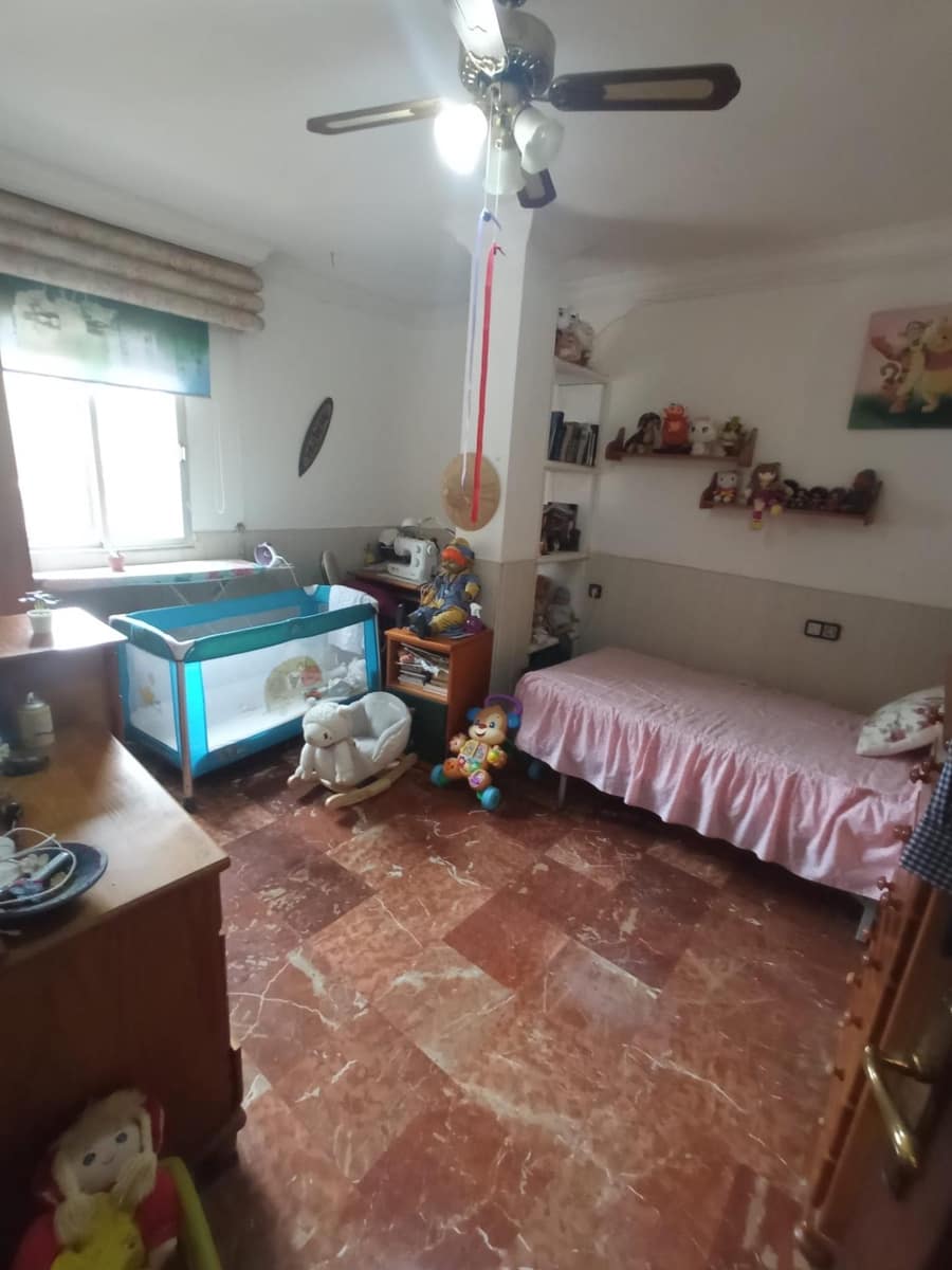 Chalet de 4 habitaciones en Muchamiel / Mutxamel en venta con piscina garaje - 350.000 € (Ref: 9611568)