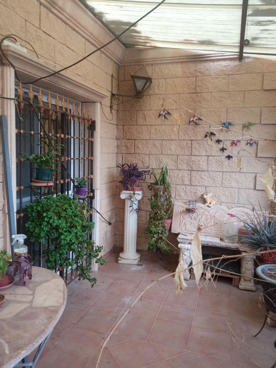 Chalet de 4 habitaciones en Muchamiel / Mutxamel en venta con piscina garaje - 350.000 € (Ref: 9611568)