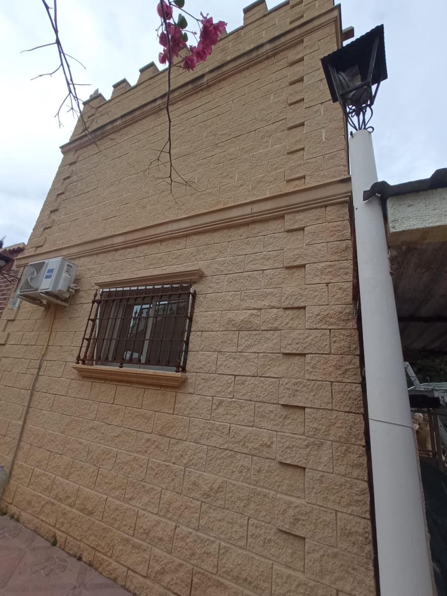 Chalet de 4 habitaciones en Muchamiel / Mutxamel en venta con piscina garaje - 350.000 € (Ref: 9611568)