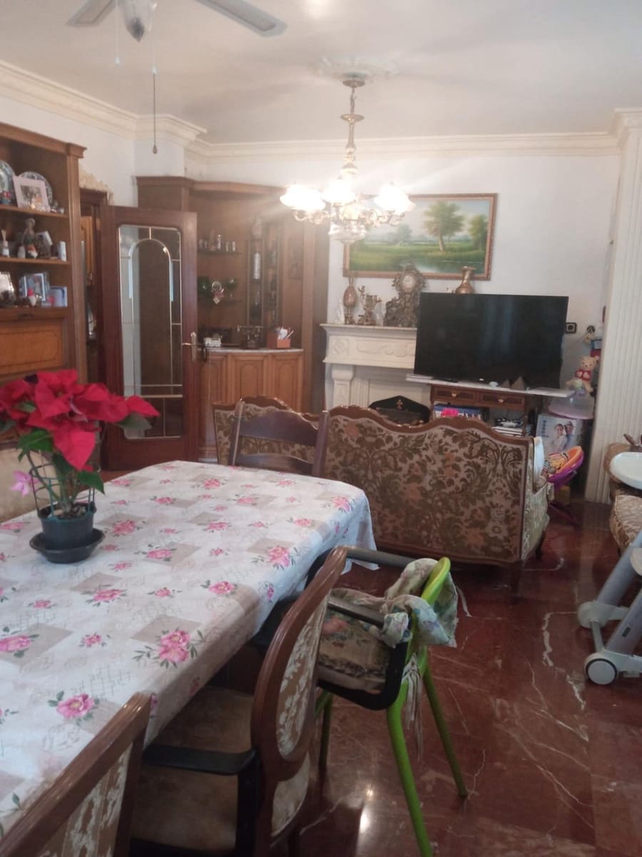 Chalet de 4 habitaciones en Muchamiel / Mutxamel en venta con piscina garaje - 350.000 € (Ref: 9611568)