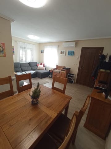 4 soverom Rekkehus til salgs i San Fulgencio med svømmebasseng garasje - € 238 000 (Ref: 9748080)